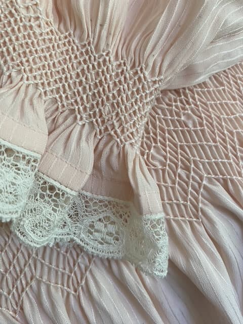 Smocking technique detail